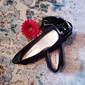 Bandolino Chic Flats